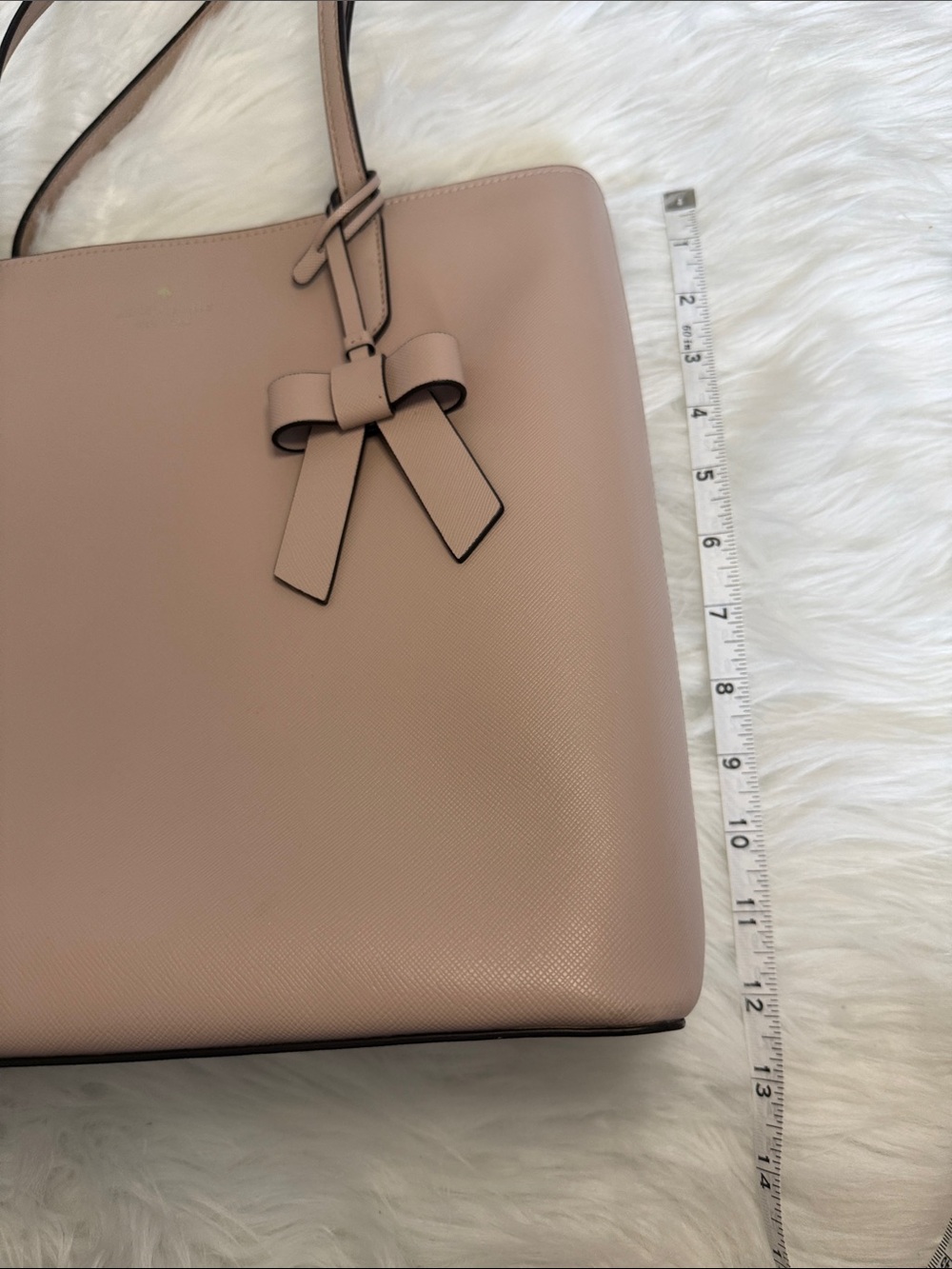 Kate Spade New York Cream Nude Leather Tote Bag Bow Charm Large Shoulder Purse - Picture 4 of 5